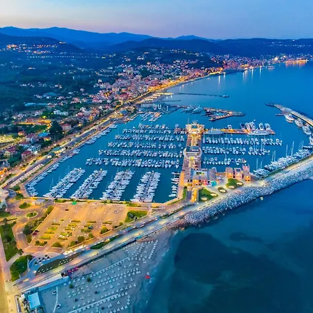 Garibaldi 57 Апартаменты