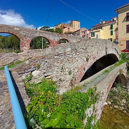 Garibaldi 57 شقة لوانو