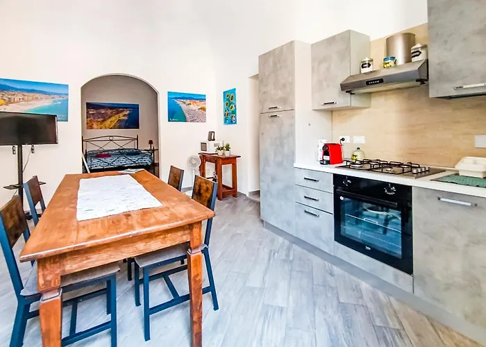 Garibaldi 57 Lejlighed Loano