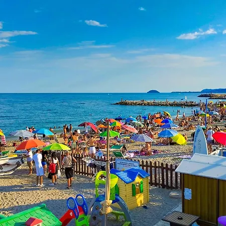 Garibaldi 57 Appartamento Loano