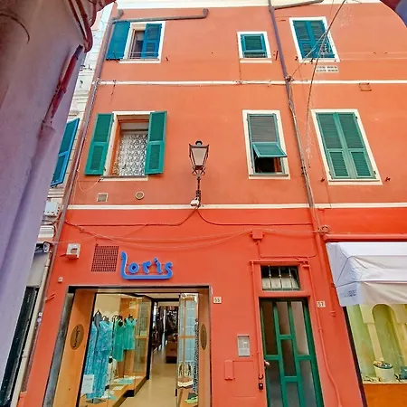 Garibaldi 57 Appartamento Loano